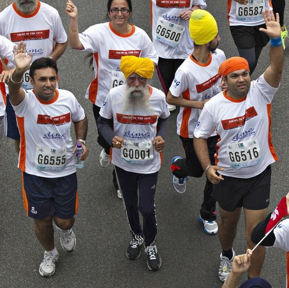 101-Year-Old-Marathoner-Fauja Singh Runs